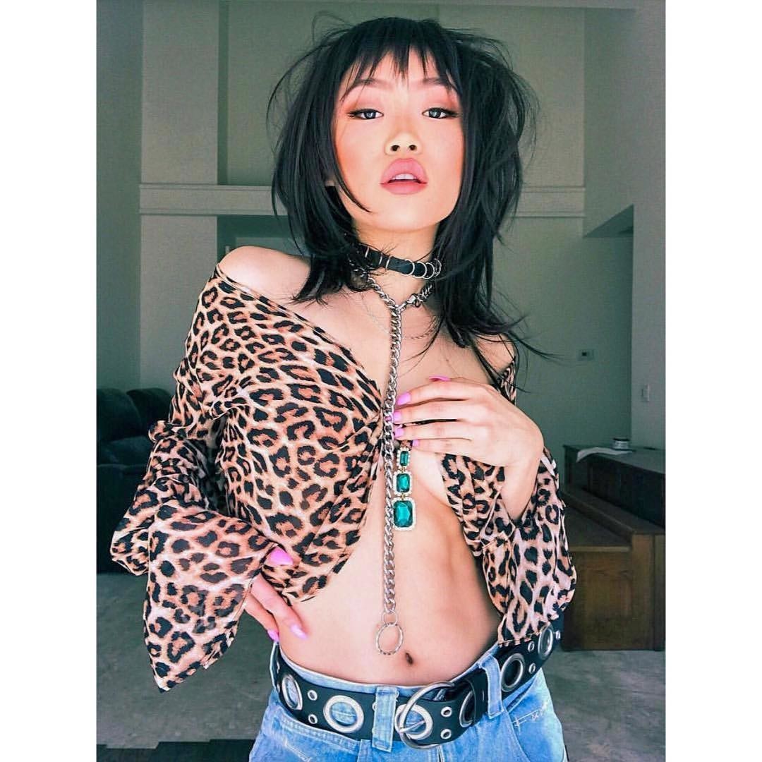 Bri-Meejoo-leaked-nude-sexy-31-www.ohfree.net_ Korean singer and vlogger from Los Angeles Bri Meejoo leaked nude sexy  
